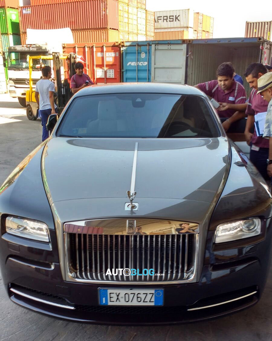 Resultado de imagen para rolls royce de carlos tevez