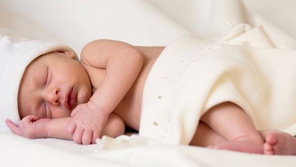 Entre los datos más llamativos está que el 61% de las madres comparte cama con el bebé, cuando lo recomendable es que se comparta habitación pero que el niño tenga su propio lugar para dormir