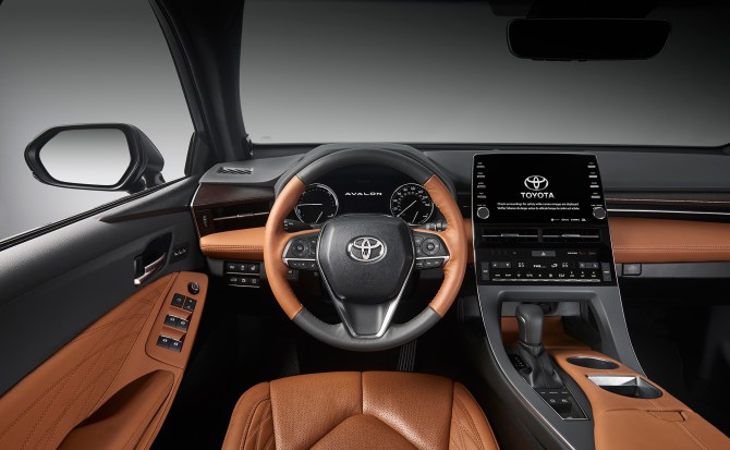 Apple CarPlay llegará a los vehículos de Toyota y Lexus