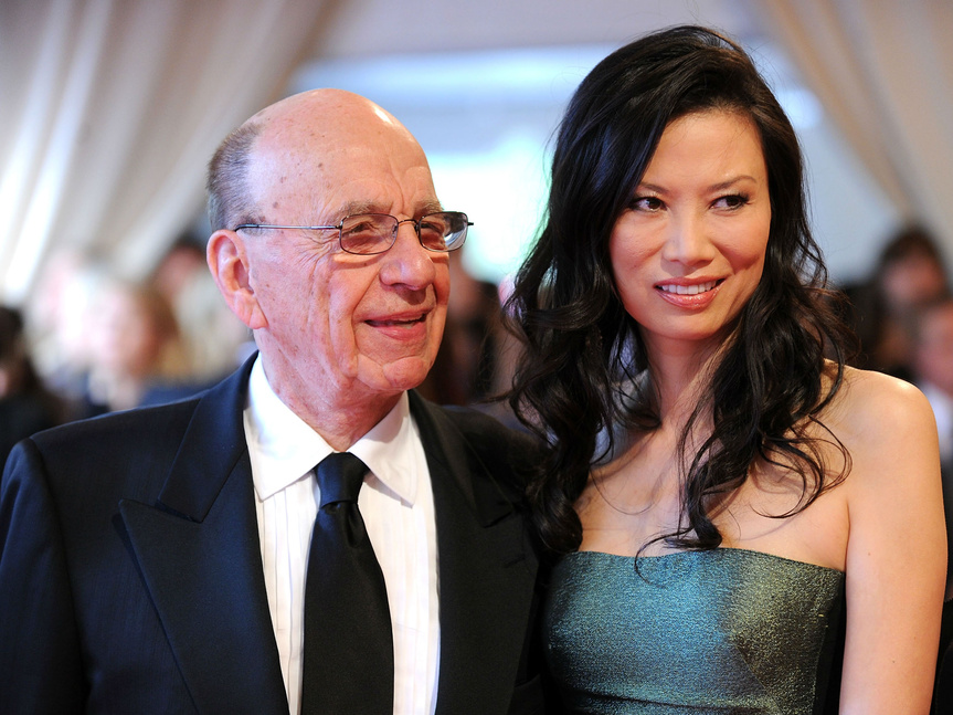 Rupert Murdoch y su exmujer Wendi Deng Murdoch en 2010, juntos en una gala benéfica en Nueva York.