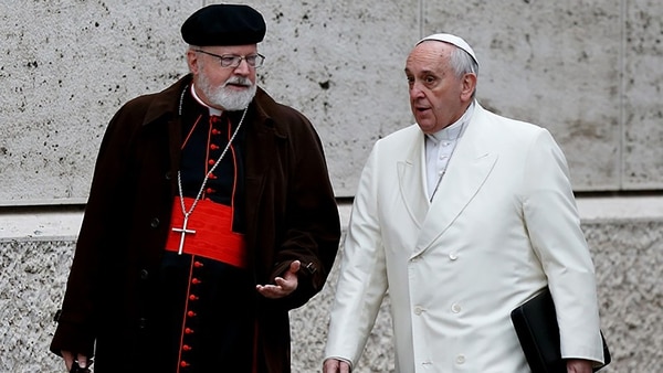 El cardenal Sean O’Malley junto al papa Francisco en una foto del 13 de febrero de 2015 (CNS/Paul Haring)