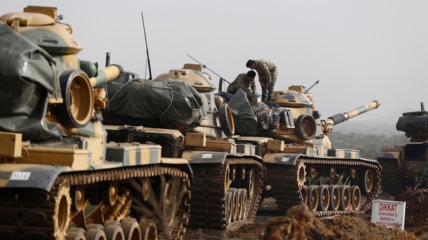Tanques turcos tras la invasión de Siria (Reuters)