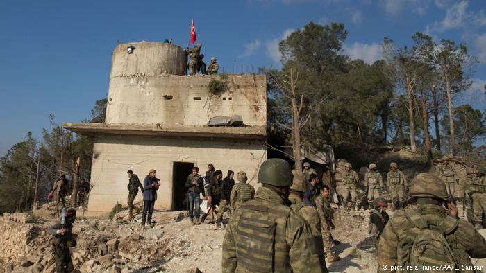 Türkische Armee nimmt Berg Baraja in Syrien ein (picture alliance/AA/E. Sansar)
