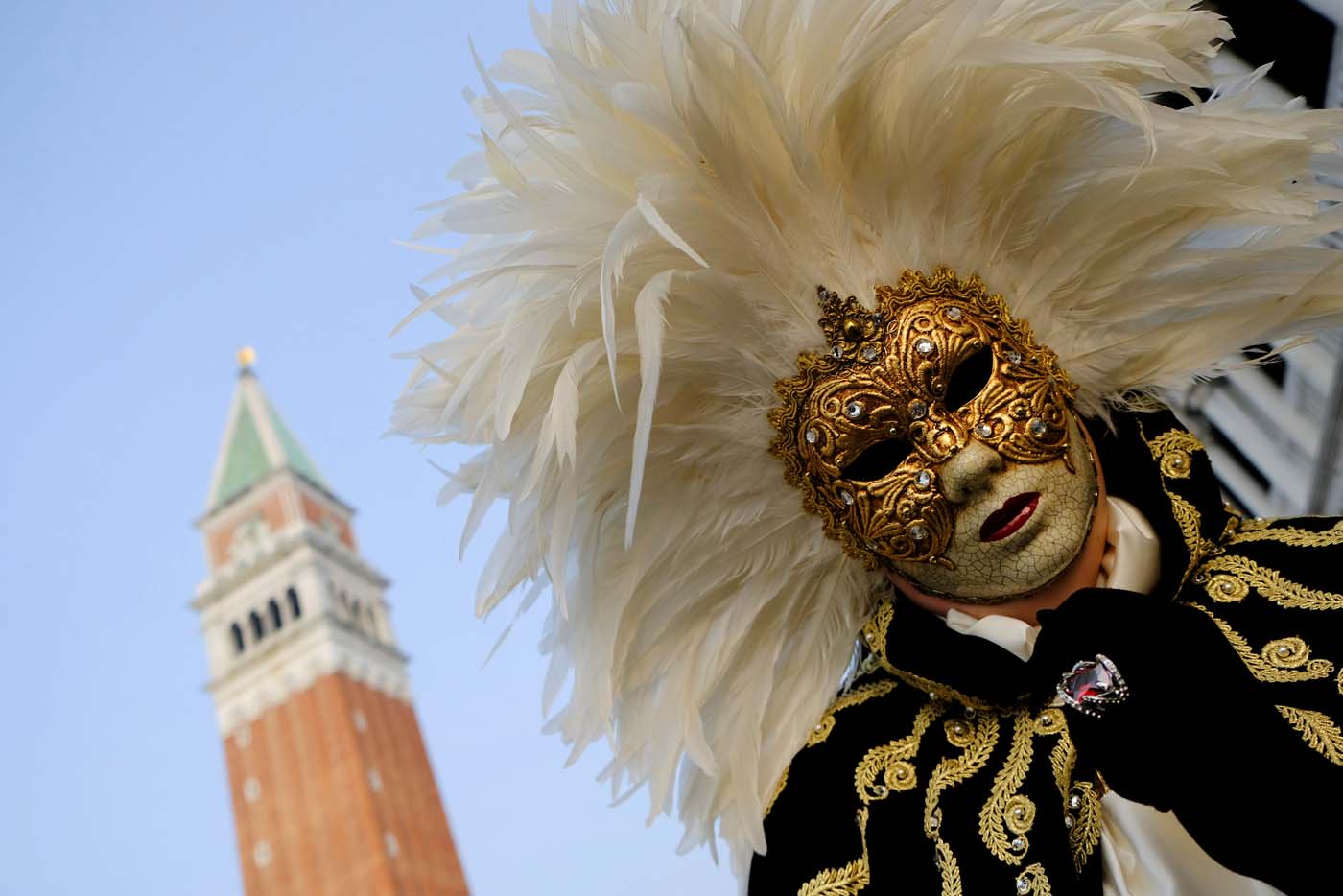 A masked reveller poses during the Carnival in Venice, Italy January 28, 2018. REUTERS/Manuel Silvestri