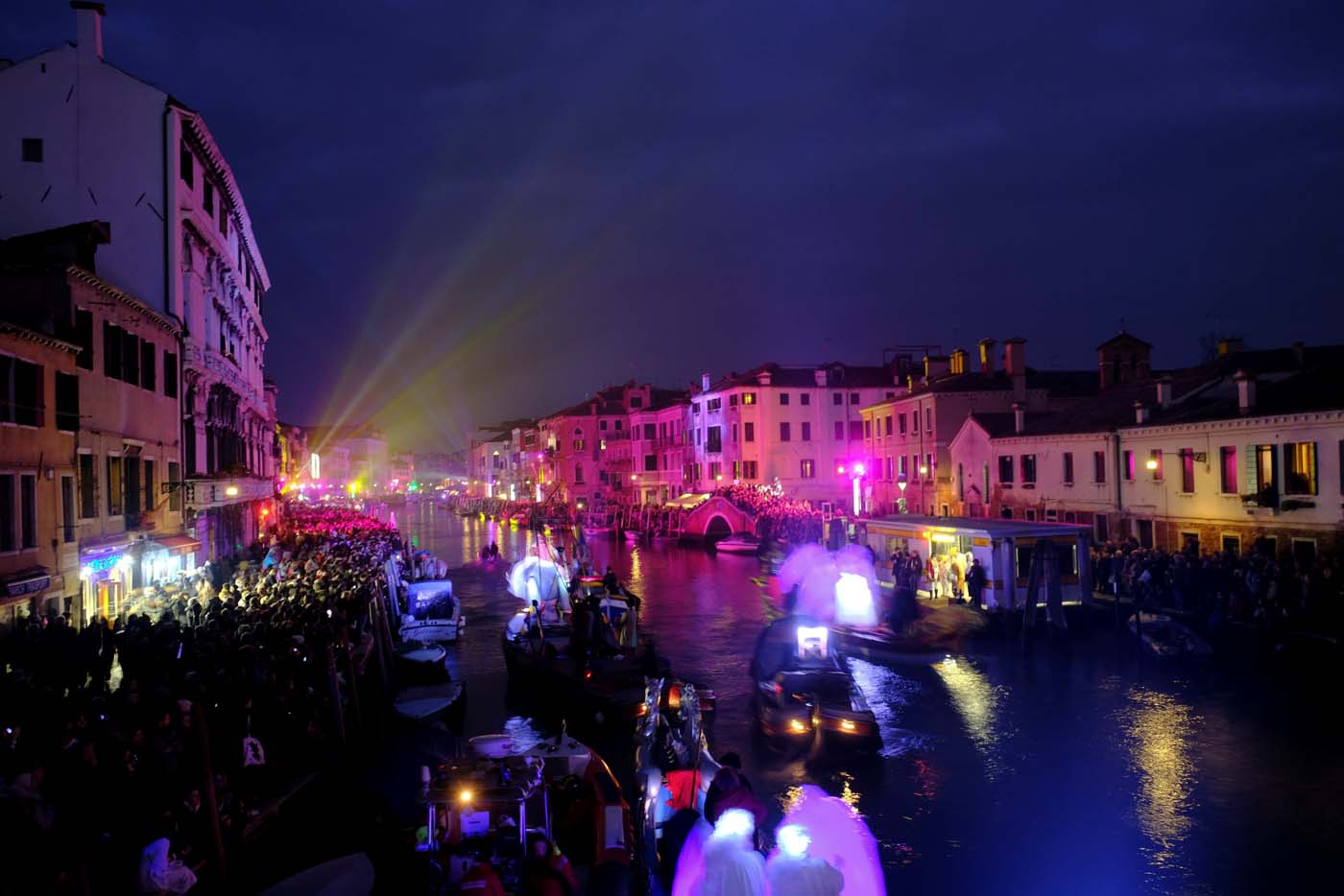 Cannaregio Channel is illuminated during the opening ceremony of the Carnival in Venice, Italy January 27, 2018. REUTERS/Manuel Silvestri