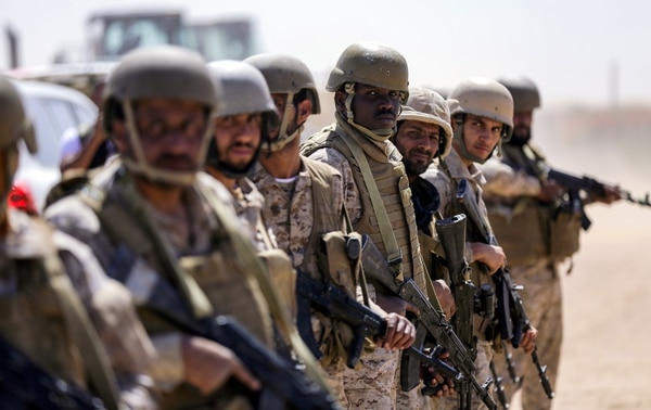 Las tropas de Arabia Saudita detuvieron el ataque separatista sobre el palacio presidencial (AFP)