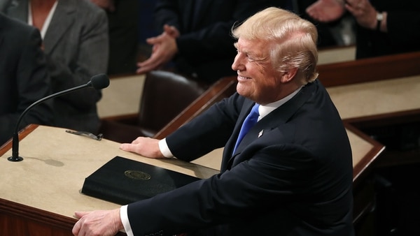 Trump enfatizó en su discurso la reforma fiscal y el aumento del empleo. (REUTERS)