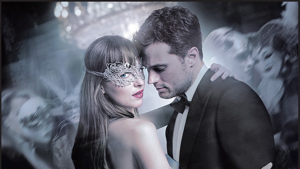 Bajo la dirección de James Foley, “Fifty Shades Freed” comienza con la boda de Anastasia y Christian