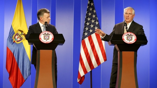 El presidente de Colombia, Juan Manuel Santos, y el secretario de Estado de EEUU, Rex Tillerson. (AP)