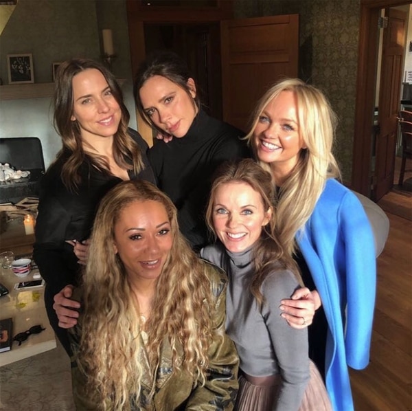 Encuentro de las Spice Girls con su ex productor Simon Fuller en Londres (Para Ti)