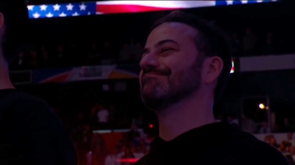 El presentador Jimmy Kimmel tampoco pudo evitar reírse de la estrella