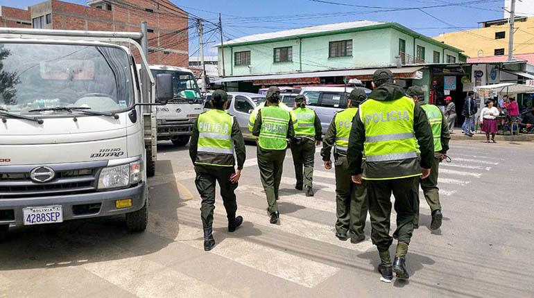 El operativo de Tránsito en la av. Oquendo, ayer. | Elio Mamani