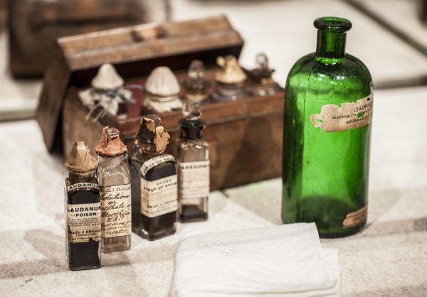 Botellas de medicina utilizadas en la guerra civil (Mütter Museum of the College of Physicians of Philadelphia / The Washington Post)