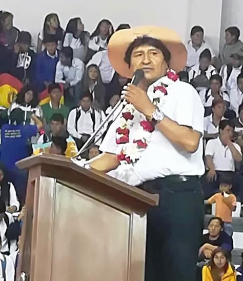 El presidente Evo Morales en el acto desarrollado en Yacuiba, Tarija.