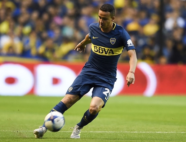 Jara podría ocupar el puesto de marcador central (Getty)