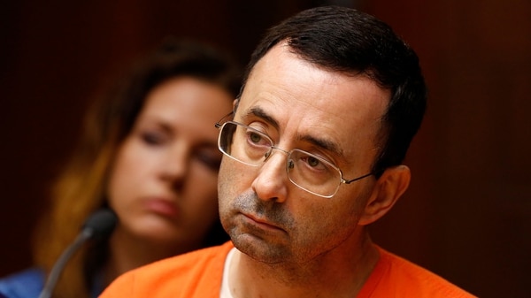 Tras revelarse cientos de casos de niñas abusadas por Larry Nassar, apareció la primera víctima masculina (AFP)