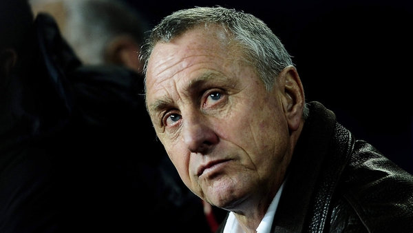 Cruyff, una especie de mentor para el Guardiola jugador y DT (AP)