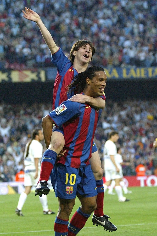 Ronaldinho, uno de los “borrados” por Pep