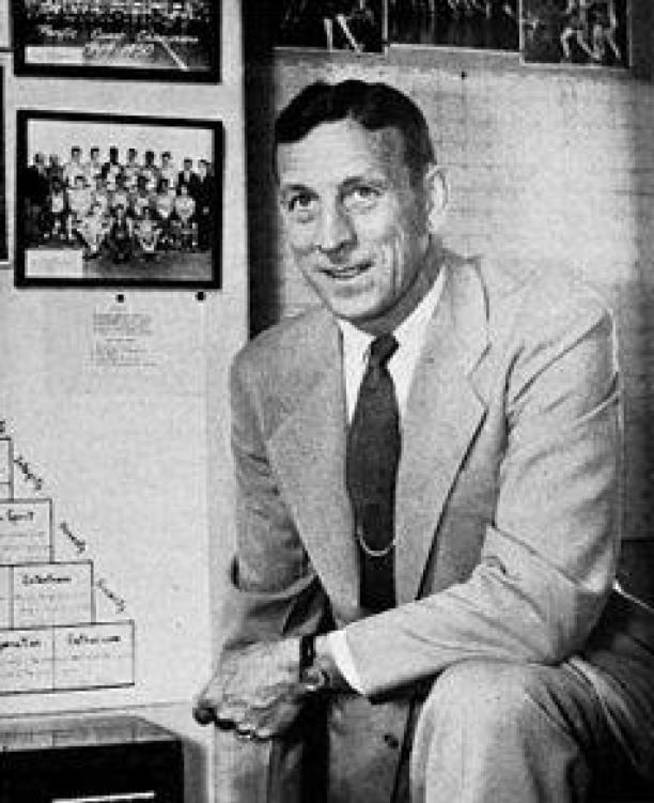 John Wooden, en una foto antigua. (Wikipedia)