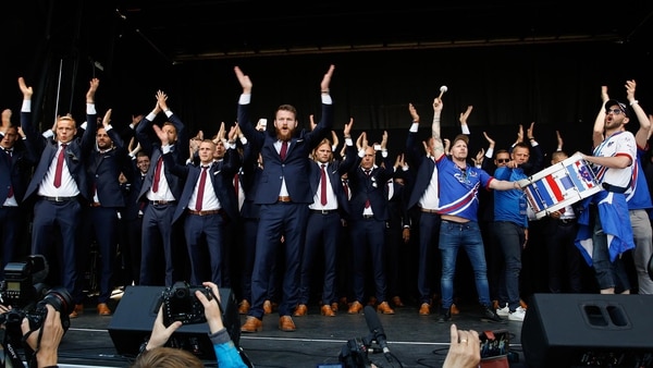 La selección de fútbol es furor en Islandia: el 20% de la población planea ir al Mundial (AP)