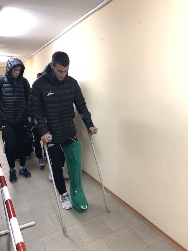 (Crédito: @fczenit_en)