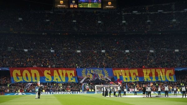 La bandera que le dedicaron los hinchas a Lionel Messi