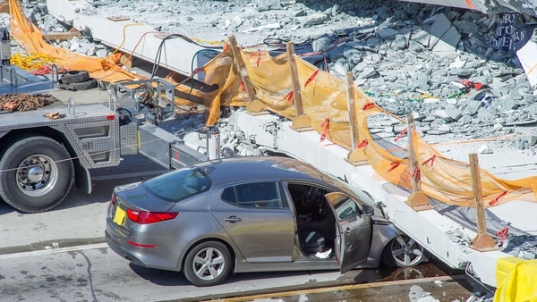 Las empresas que participaron en la construcción sufrieron otros accidentes en el pasado. (EFE)