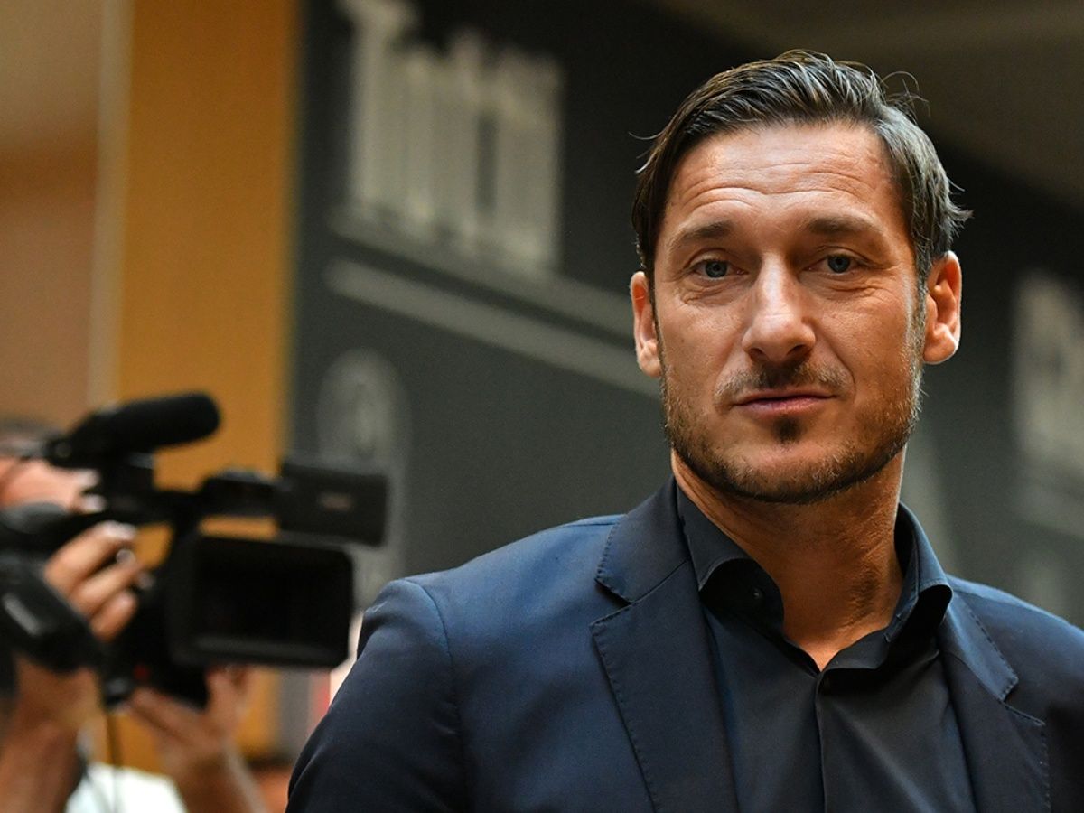 Resultado de imagen para totti reaccion
