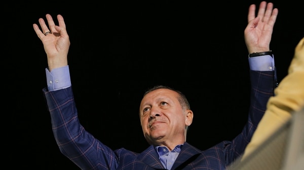 El presidente turco Recep Tayyip Erdogan ordenó la operación contra los kurdos (Reuters)