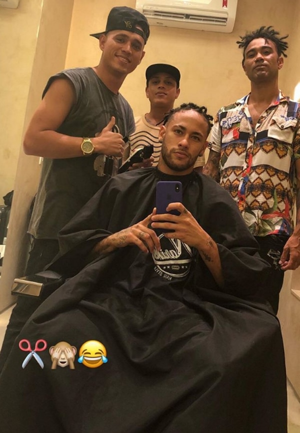 Neymar estrenó su corte de pelo