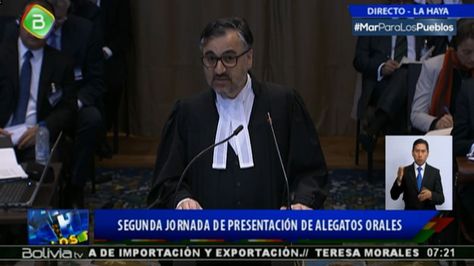 El jurista Payan Akhvan en la segunda jornada de alegatos