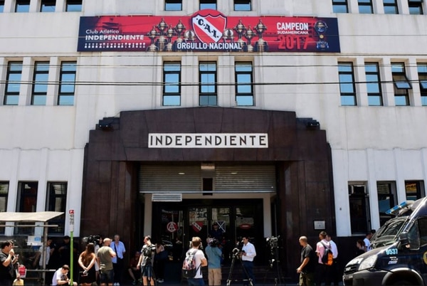 Fachada de la sede del Club Atlético Independiente