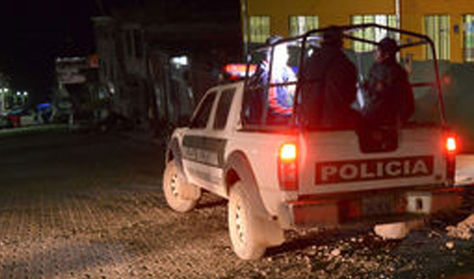 Policías durante un patrullaje