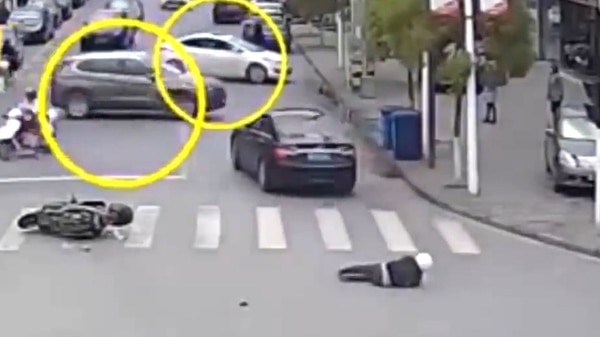 Dos automovilistas lo vieron y decidieron seguirlo