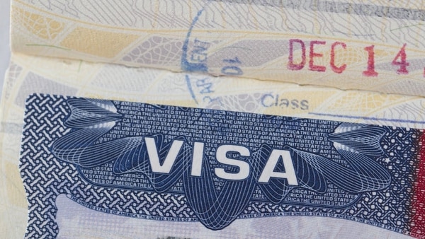 Durante todo el 2018, las citas para entrevistas de visas de inmigrantes para ciudadanos cubanos, se realizaron en la Embajada de los Estados Unidos en la capital colombiana: Bogotá