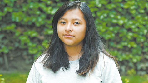 Fabiola Acarapi, creadora de una app para aprender aymara.