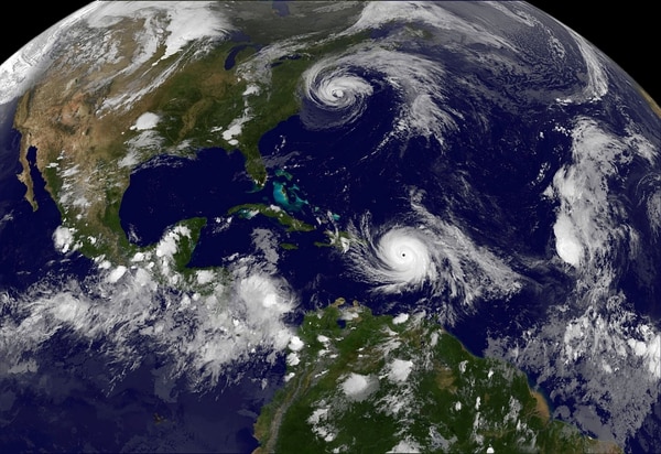 El huracán María, mientras avanzaba hacia las Islas Virgenes y Puerto Rico, el 20 de septiembre de 2017 (NASA/NOAA/Reuters)