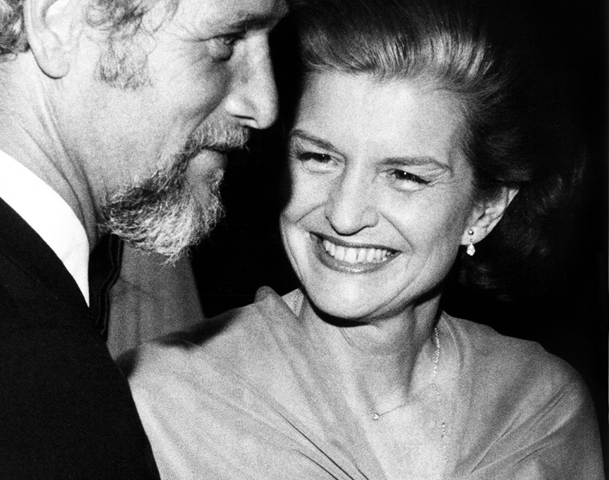 Betty Ford y Paul Newman fotografiados en 1975.