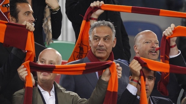 James Pallotta, inversor en la AS Roma desde 2011 y actual presidente del club, pagará una multa por su festejo (AP)