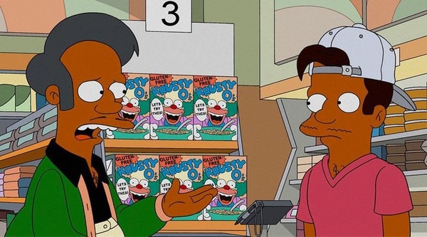 Apu, de ascendencia india, trabaja en una tienda de abastos de la ciudad (Cortesía: Fox Television)