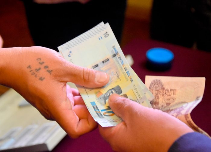 NUEVO BILLETE DE BS 10 ES DE ALGODÓN.