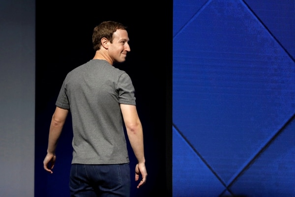 El fundador de Facebook, Mark Zuckerberg, en la conferencia anual Facebook F8 en San José (California) (REUTERS/Stephen Lam/Archivo)
