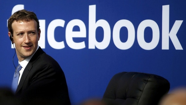 El movimiento del 70% de los usuarios de la red social lejos de la jurisdicción de la Unión Europea sucede mientras Facebook está en una larga crisis por problemas con la privacidad.