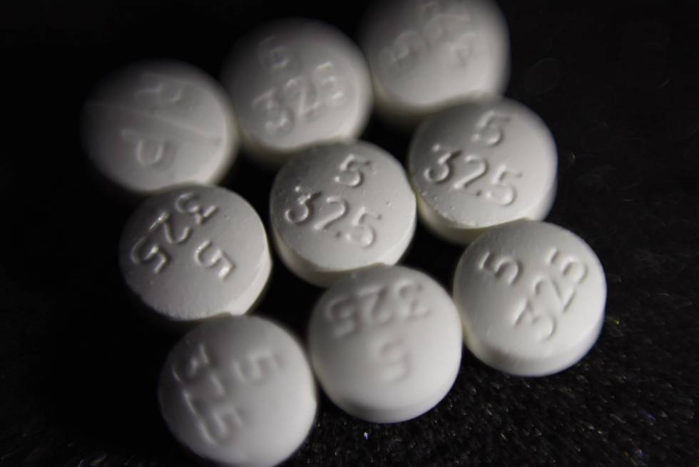 Varias pastillas del fármaco de opiáceos Percocet