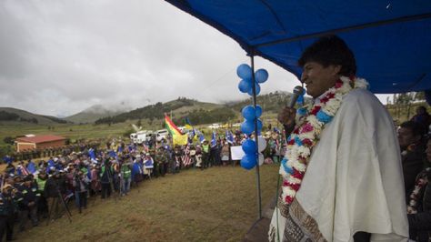 El presidente Evo Morales en entrega de viviendas sociales en Cochabamba. Foto:Ministerio de Comunicación