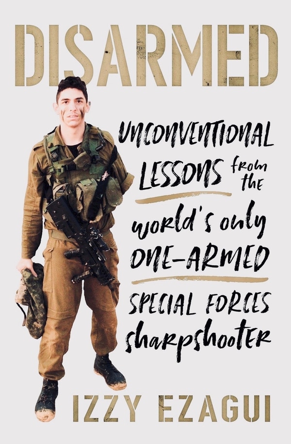 Titulado “Desarmado: lecciones no convencionales del único francotirador de las fuerzas especiales de un sólo brazo” el libro de Ezagui fue publicado el pasado 20 de marzo