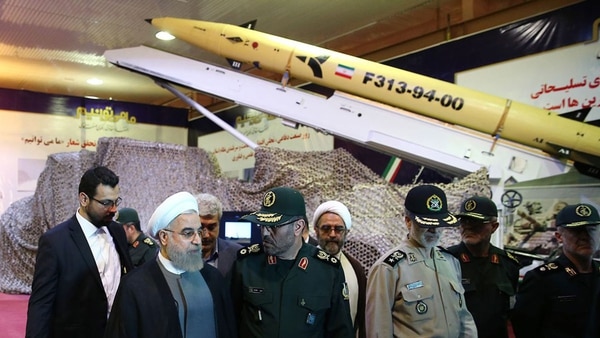 Hasan Rohani, durante una exhibición de los misiles persas
