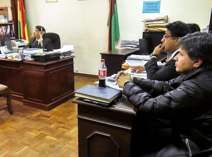 AUDIENCIA A LA QUE CONCURRIÓ ÓSCAR DE LA FUENTE.
