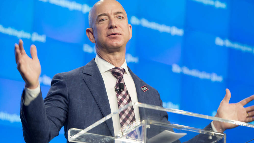 Foto: Jeff Bezos da una charla en Nueva York. (iStock)