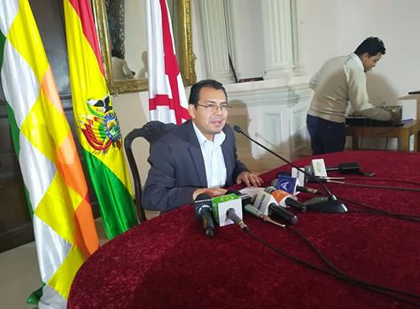 El director de Gabinete de la Gobernación de Chuquisaca, Ebert Almendras. Foto: Yuvert Donoso